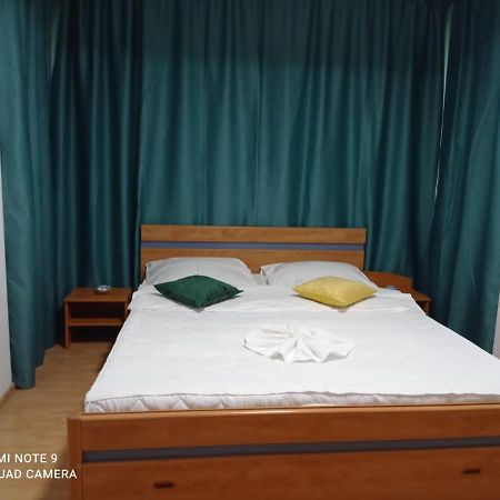 Apartament Lulu Mamaia Nord, 3 Minute De Plaja Нэводари Экстерьер фото