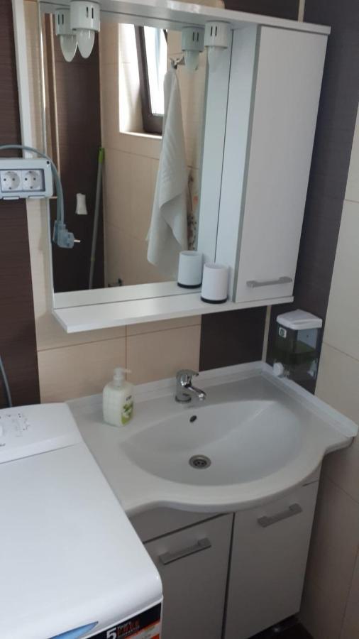 Apartament Lulu Mamaia Nord, 3 Minute De Plaja Нэводари Экстерьер фото